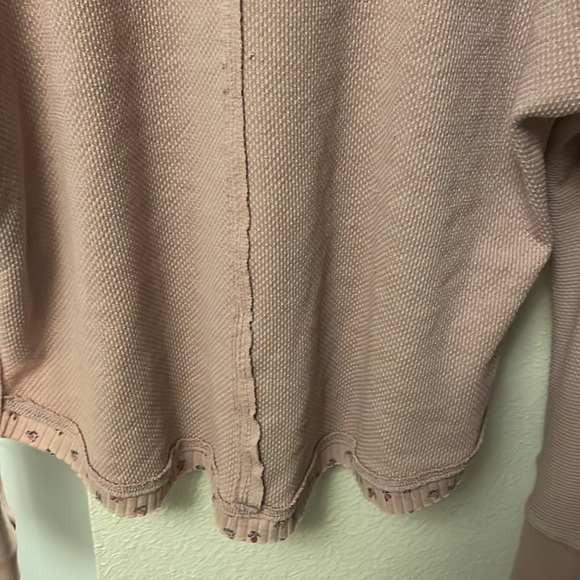 Free People Thermal Henley Style Oversized Fit - Picture 5 of 5